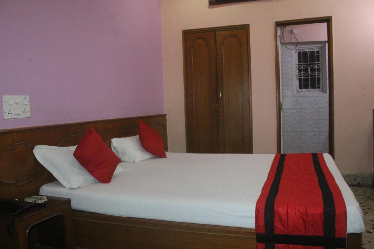 Hotel Heera Kalkutta Exterior foto